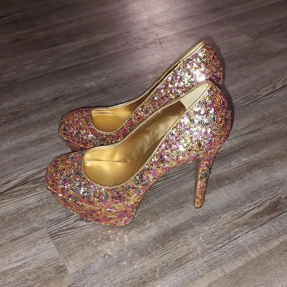 Jessica Simpson multi colored closed square toe sequin 5.5” pumps, size 8.5